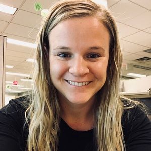 Meet your Posher, Abby